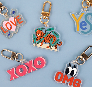 自由形アクリルキーホルダー